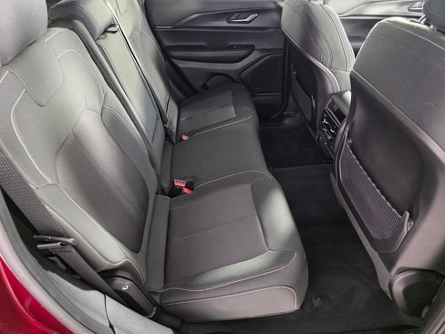 Used 2025 Jeep Grand Cherokee Laredo X RWD image 25