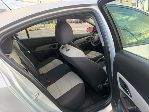 Used 2016 Chevrolet Cruze LS image 26