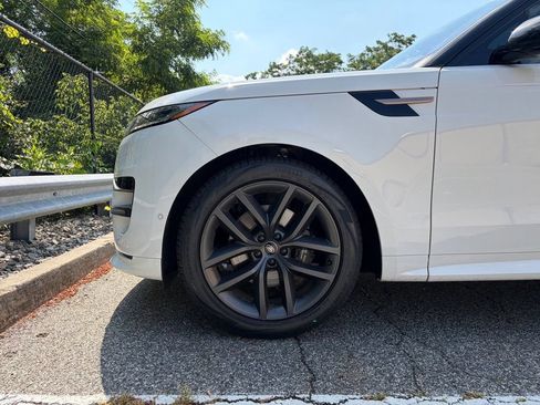 Certified 2023 Land Rover Range Rover Sport SE Dynamic AWD/4WD image 9