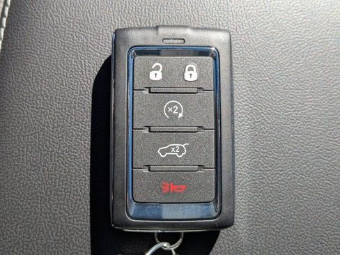 New 2026 Jeep Grand Cherokee Laredo image 30