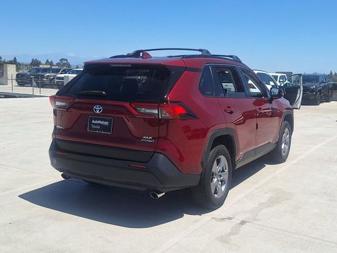 Used 2023 Toyota RAV4 XLE w/ Convenience Package AWD/4WD image 5