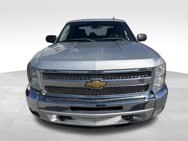 Used 2012 Chevrolet Silverado 1500 LT w/ All-Star Edition AWD/4WD image 2