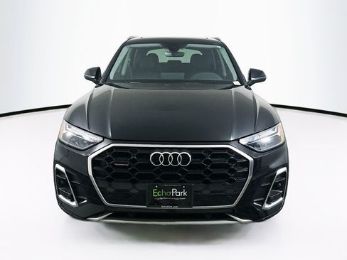 Used 2023 Audi Q5 2.0T Premium w/ Convenience Package AWD/4WD image 2