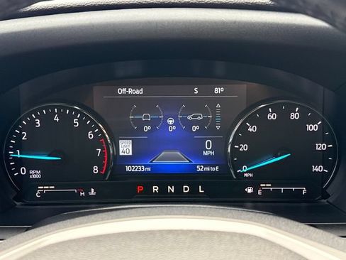 Used 2022 Ford Explorer XLT w/ Equipment Group 202A AWD/4WD image 17