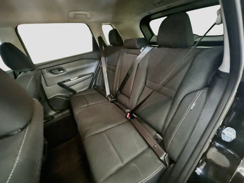 Used 2024 Nissan Rogue S AWD/4WD image 28