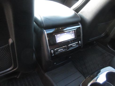 Used 2022 Lincoln Aviator Reserve w/ Equipment Group 201A image 22