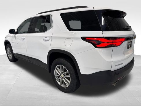 Used 2023 Chevrolet Traverse LT FWD image 50