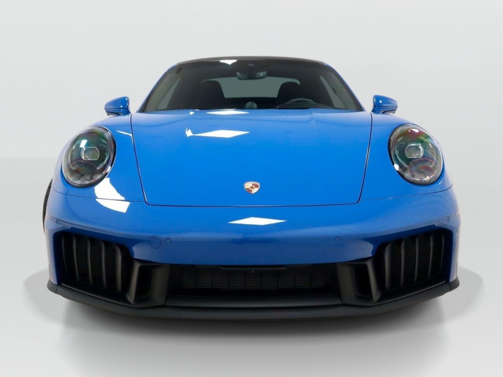 Used 2025 Porsche 911 GTS image 8
