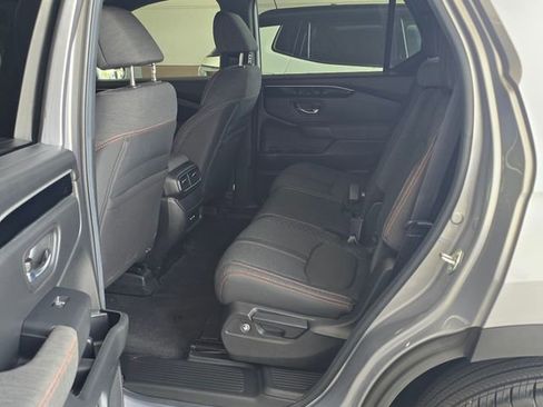 Certified 2025 Honda Pilot Sport image 15