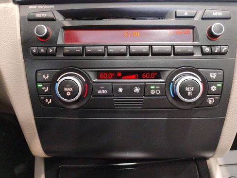 Used 2009 BMW 128i Coupe image 74