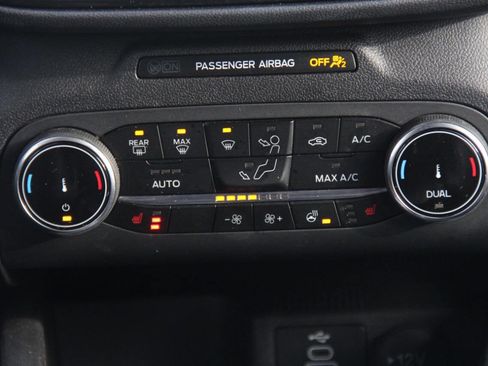 Certified 2025 Ford Escape ST-Line Select image 20