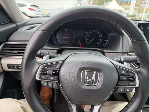 Used 2019 Honda Accord Touring image 21