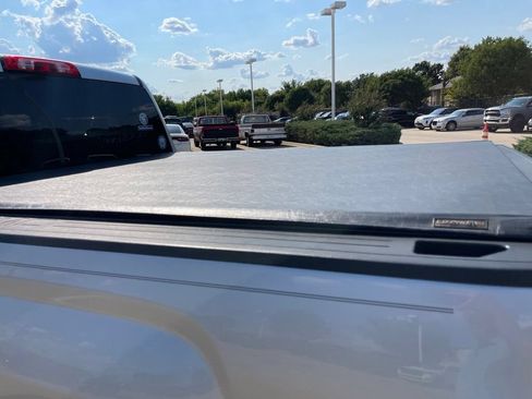 Used 2014 GMC Sierra 1500 SLT w/ SLT Crew Cab Value Package AWD/4WD image 6