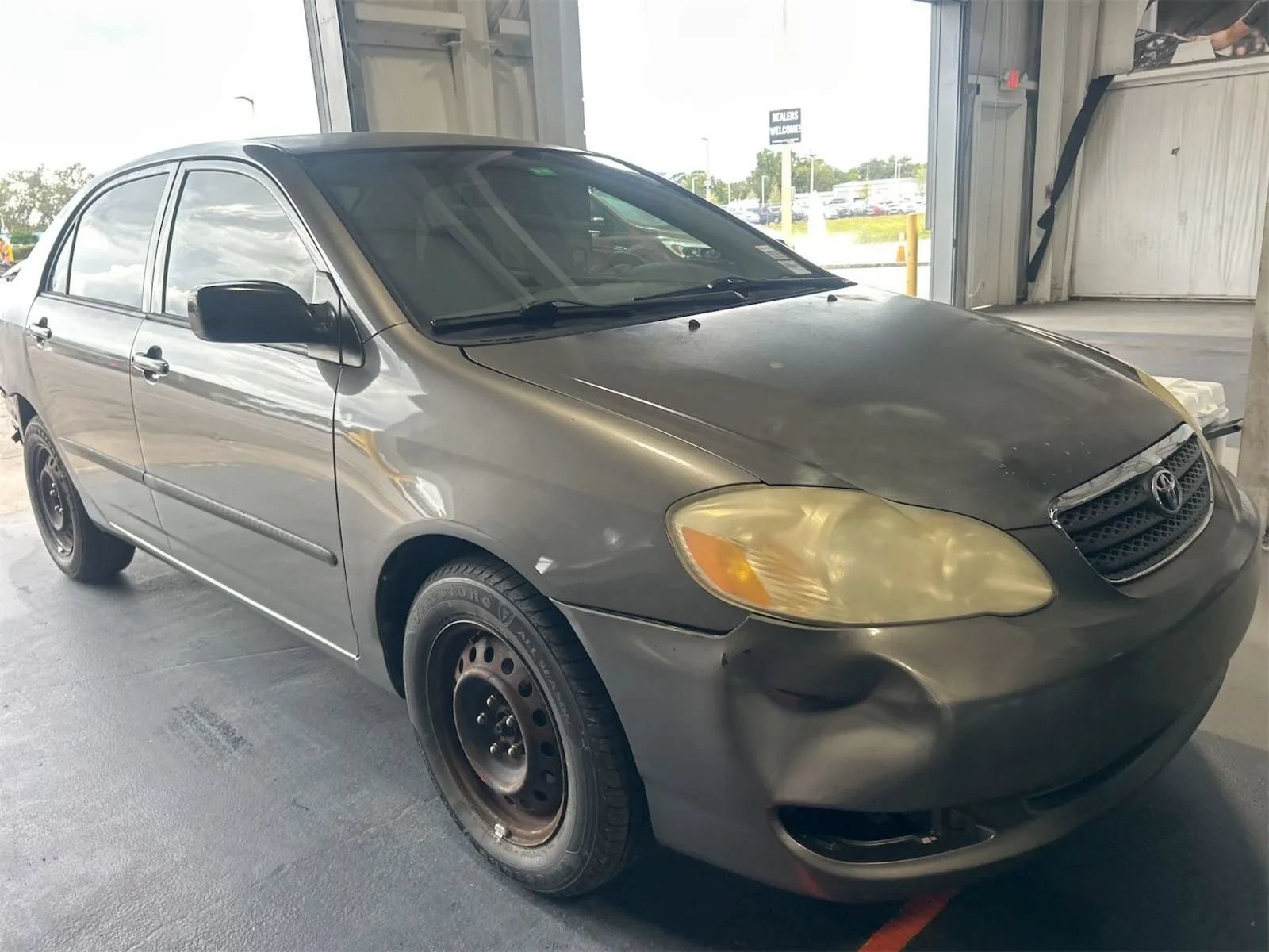 Used 2008 Toyota Corolla CE w/ Extra Value Upgrade Pkg FWD image 2