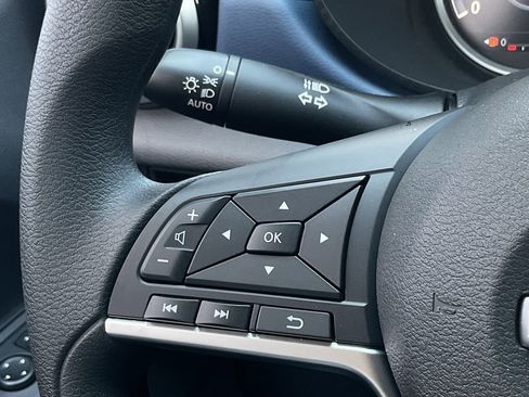 New 2025 Nissan Versa SV w/ Trunk Package image 21