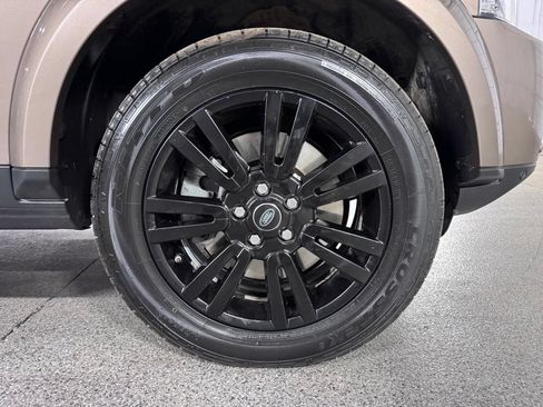 Used 2016 Land Rover LR4 HSE AWD/4WD image 5