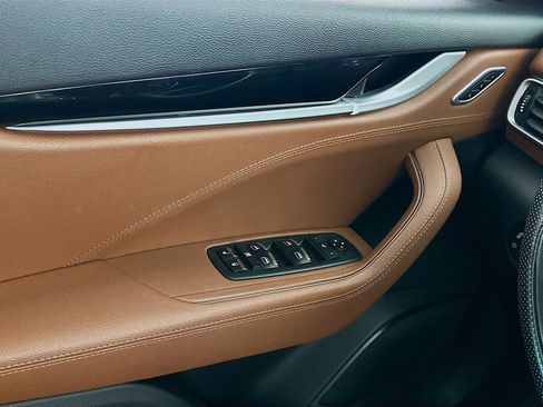 Used 2022 Maserati Levante Modena image 14