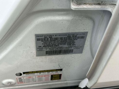 Used 2025 Nissan Kicks SV w/ SV Premium Package AWD/4WD image 16