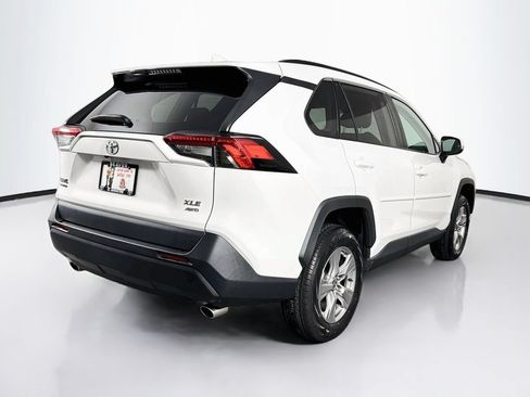 Used 2022 Toyota RAV4 XLE w/ Convenience Package AWD/4WD image 10