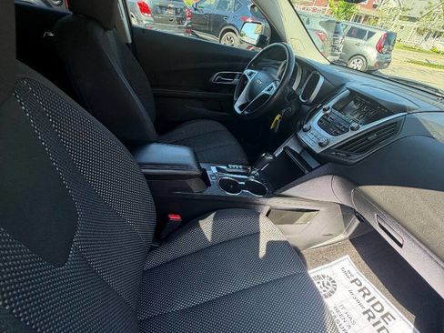 Used 2017 Chevrolet Equinox LT w/ Convenience Package FWD image 24