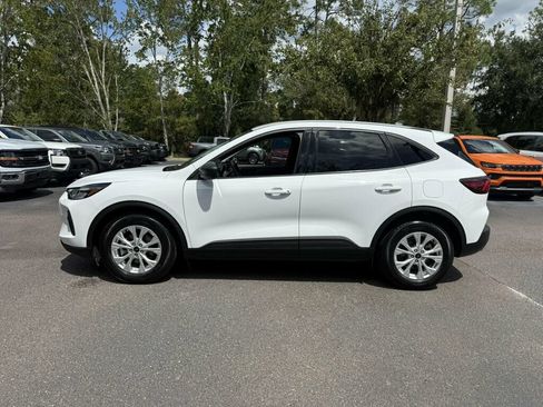 Used 2025 Ford Escape Active FWD image 2