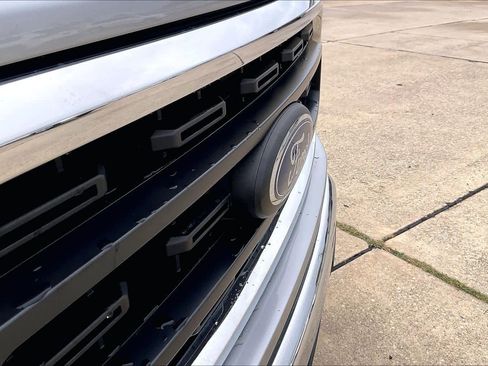 Used 2023 Ford F150 XLT image 58