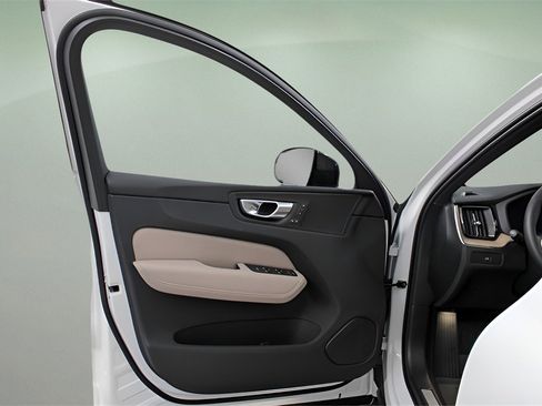 New 2026 Volvo XC90 B5 Ultra w/ Protection Package Premier image 44