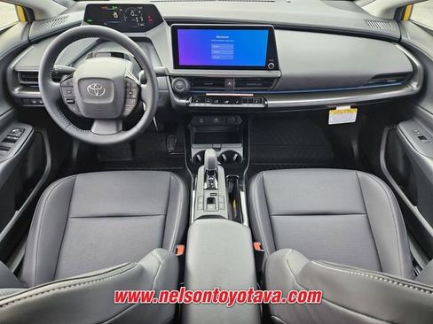 New 2026 Toyota Prius Plug-In Hybrid FWD image 9
