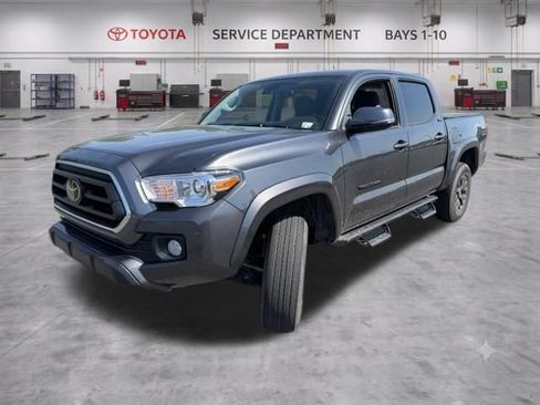 Used 2023 Toyota Tacoma SR5 w/ Technology Package AWD/4WD image 8