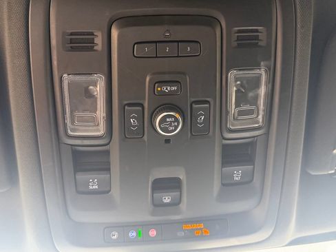 Used 2021 GMC Yukon AT4 w/ AT4 Premium Plus Package AWD/4WD image 36