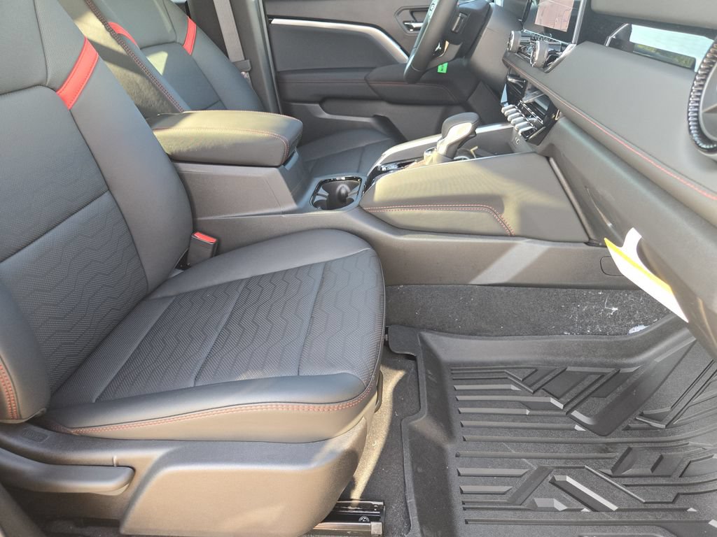 New 2026 Chevrolet Colorado Z71 w/ Technology Package AWD/4WD image 11