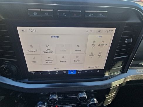 Used 2024 Ford F350 Platinum w/ Tremor Off-Road Package image 11