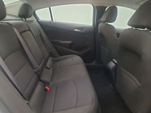 Used 2016 Chevrolet Cruze LT FWD image 19