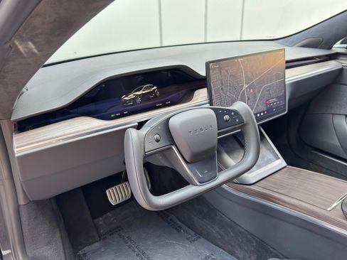 Used 2021 Tesla Model S Long Range AWD/4WD image 14
