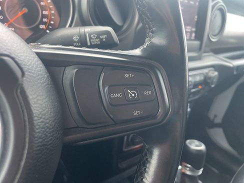 Used 2021 Jeep Wrangler Sport S image 36