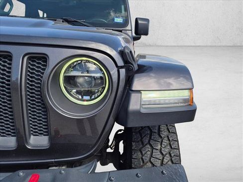 Used 2019 Jeep Wrangler Unlimited Rubicon AWD/4WD image 9