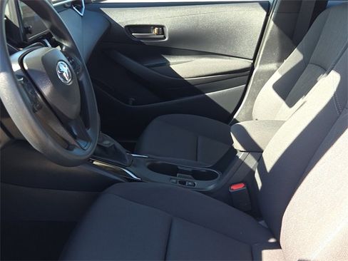 Used 2024 Toyota Corolla LE image 17