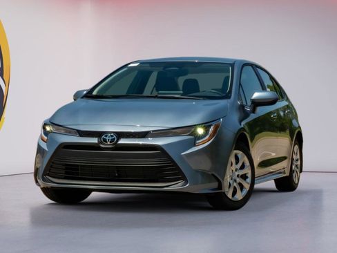 Used 2026 Toyota Corolla LE FWD image 1