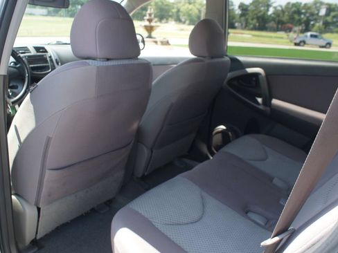Used 2006 Toyota RAV4 2WD image 10