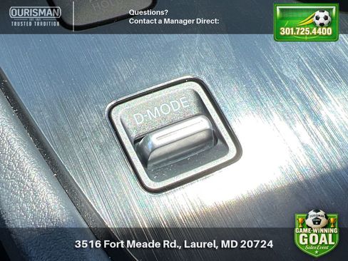 Used 2025 Nissan Rogue SV FWD image 26