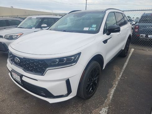 Certified 2021 Kia Sorento SX image 3