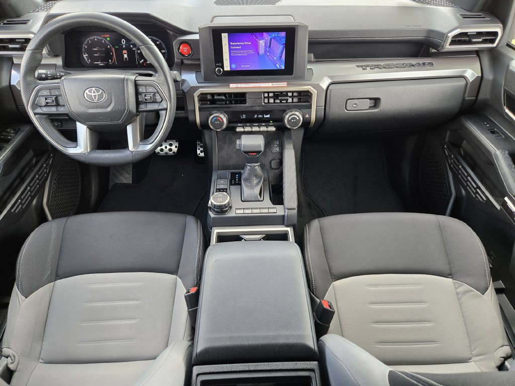 Used 2025 Toyota Tacoma TRD Sport AWD/4WD image 22
