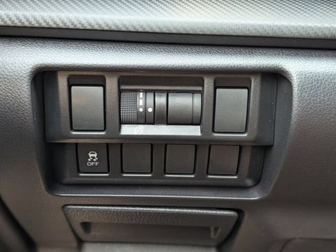 Used 2020 Subaru Impreza 2.0i AWD/4WD image 31
