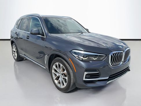 Used 2022 BMW X5 xDrive40i w/ Premium Package AWD/4WD image 1