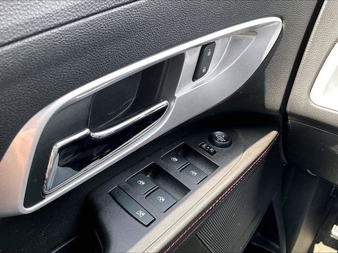 Used 2014 Chevrolet Equinox LT image 35