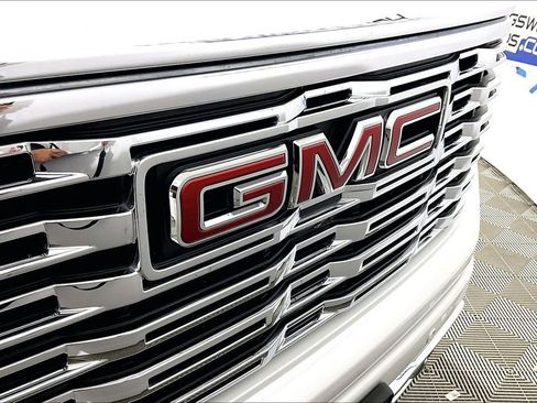 Used 2024 GMC Sierra 1500 Denali AWD/4WD image 23