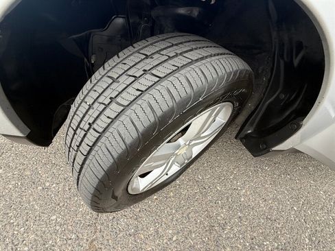 Used 2010 Subaru Forester 2.5X Premium image 9