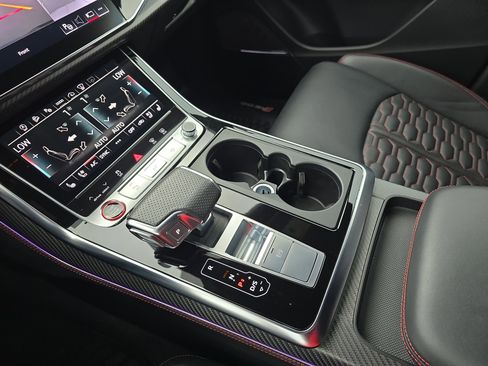 Used 2023 Audi RS Q8 AWD/4WD image 25