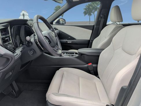 Certified 2024 Lexus TX 350 AWD w/ Technology Package image 10
