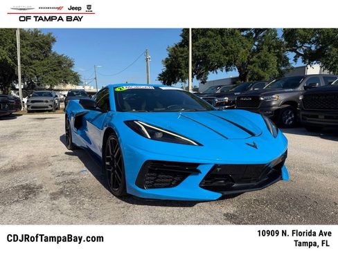Used 2021 Chevrolet Corvette Stingray Preferred Cpe w/ Z51 Performance Package RWD image 1